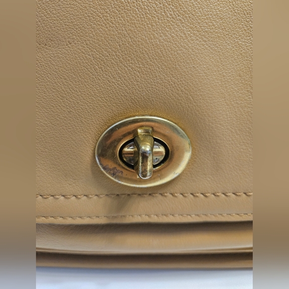 Coach Rambler Reissue - Picture 2 of 7